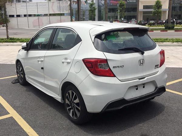 Dán phim cách nhiệt xe Honda Brio - Film LLumar