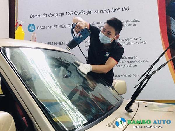 Dán phim cách nhiệt Llumar cho Toyota Lancruiser Prado Rambo Auto
