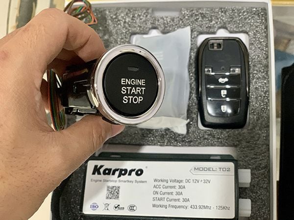 Chìa khóa thông minh Smartkey Startstop Karpro cho Landcruiser Prado 2021