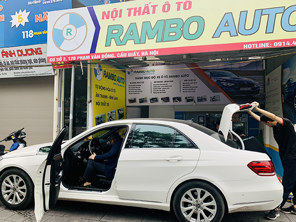 Độ cốp điện tự động xe Mercedes E200 - Rambo Auto