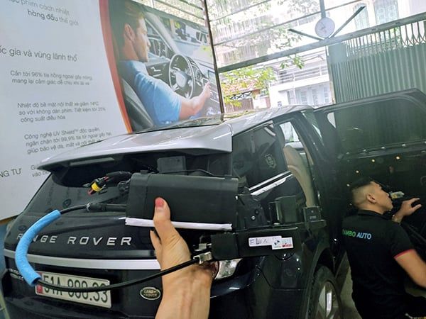 ĐỘ CỬA HÍT RANGE ROVER EVOQUE