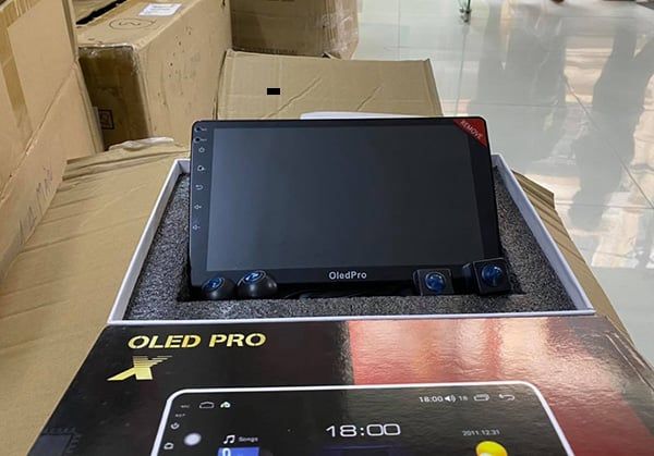 Màn hình OledPro X3s Tích Hợp Camera 360 xe Fortuner 2019