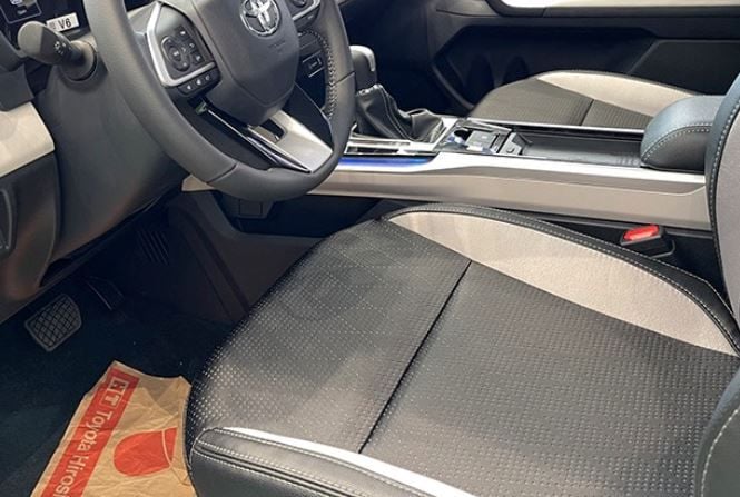 Top 7 đồ chơi phụ kiện xe Toyota Veloz Cross 2022 đáng trang bị nhất