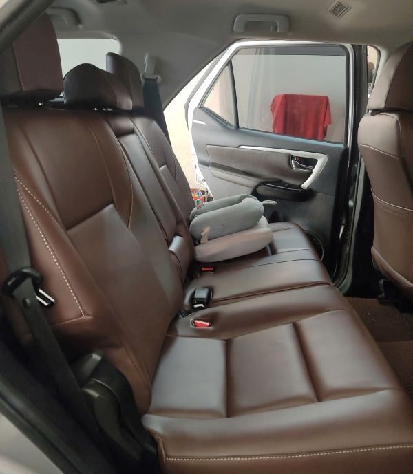 Bọc ghế da xe Fortuner