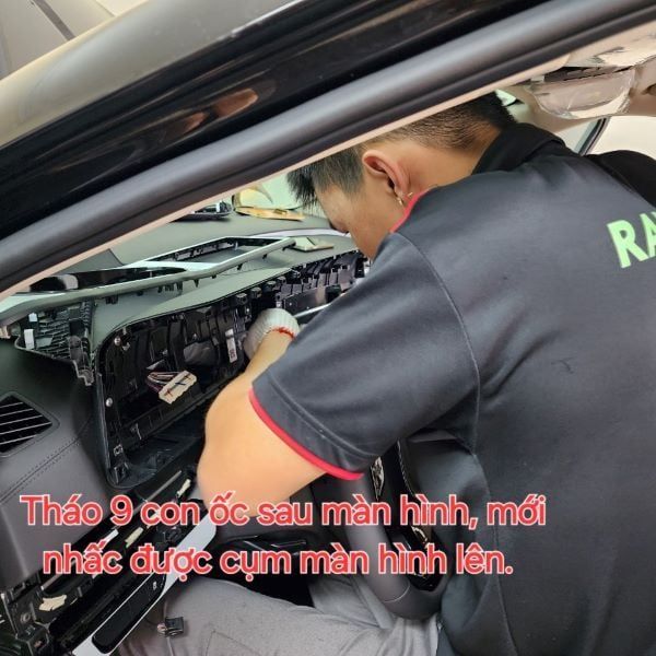 Camera 360 Elliview V5 cho xe Kia Carnival 2022+ và những điều cần biết