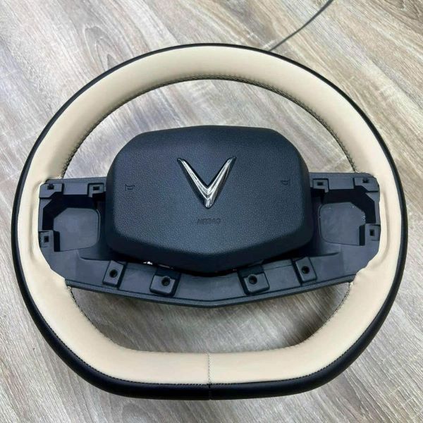 Khâu da vô lăng cho xe VF3 - Rambo Auto