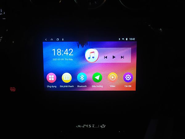 Màn Hình DVD Android Xe Vitara ( Mã Oled C2 + Camera Lùi AHD)