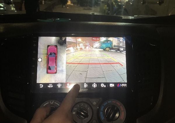 Màn Hình Android Luxury Liền Camera 360 Xe Triton