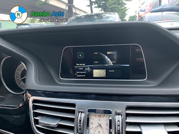 Nâng cấp Apple Carplay cho Mercedes || Rambo Auto