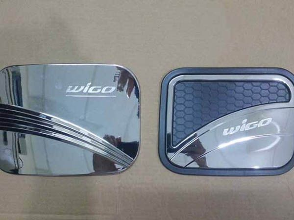Ốp nắp xăng cho xe Toyota Wigo