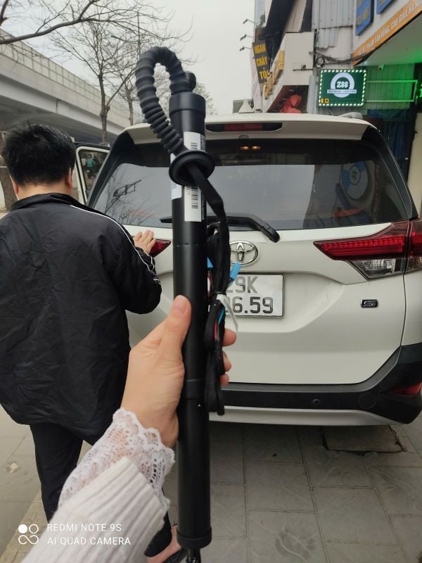 Độ Cốp Điện Luxury Xe Toyota Rush