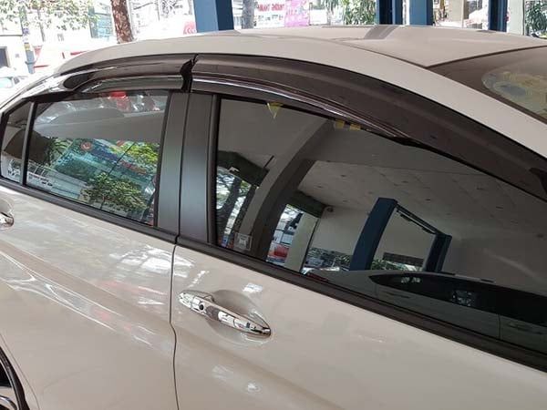 Vè che mưa xe Honda City 2018