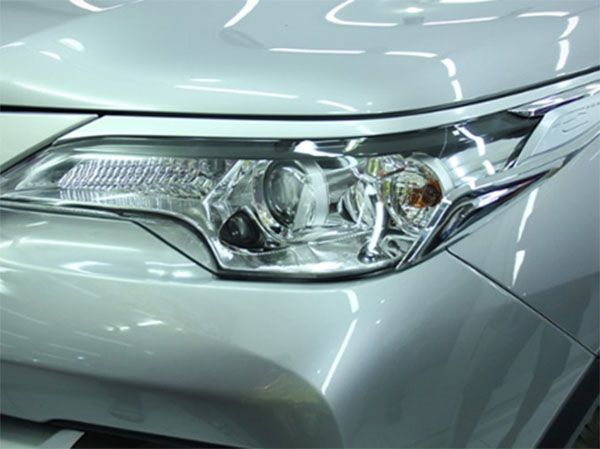 Ốp viền đèn trước, sau Fortuner 2018