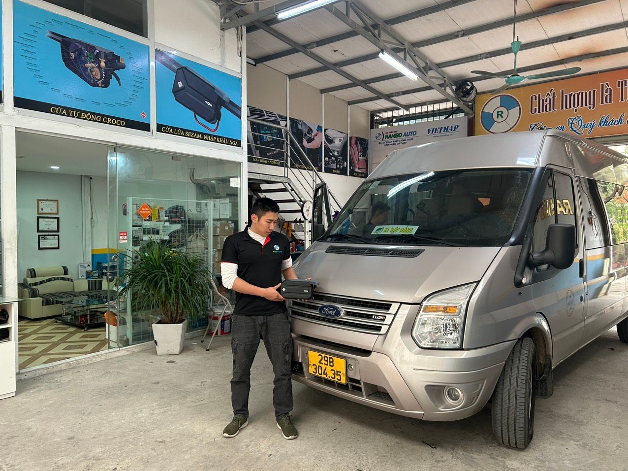 Sửa cửa lùa, cửa điện tự động Dcar Limousine, Transit, Hiace, Starex, Sprinter.