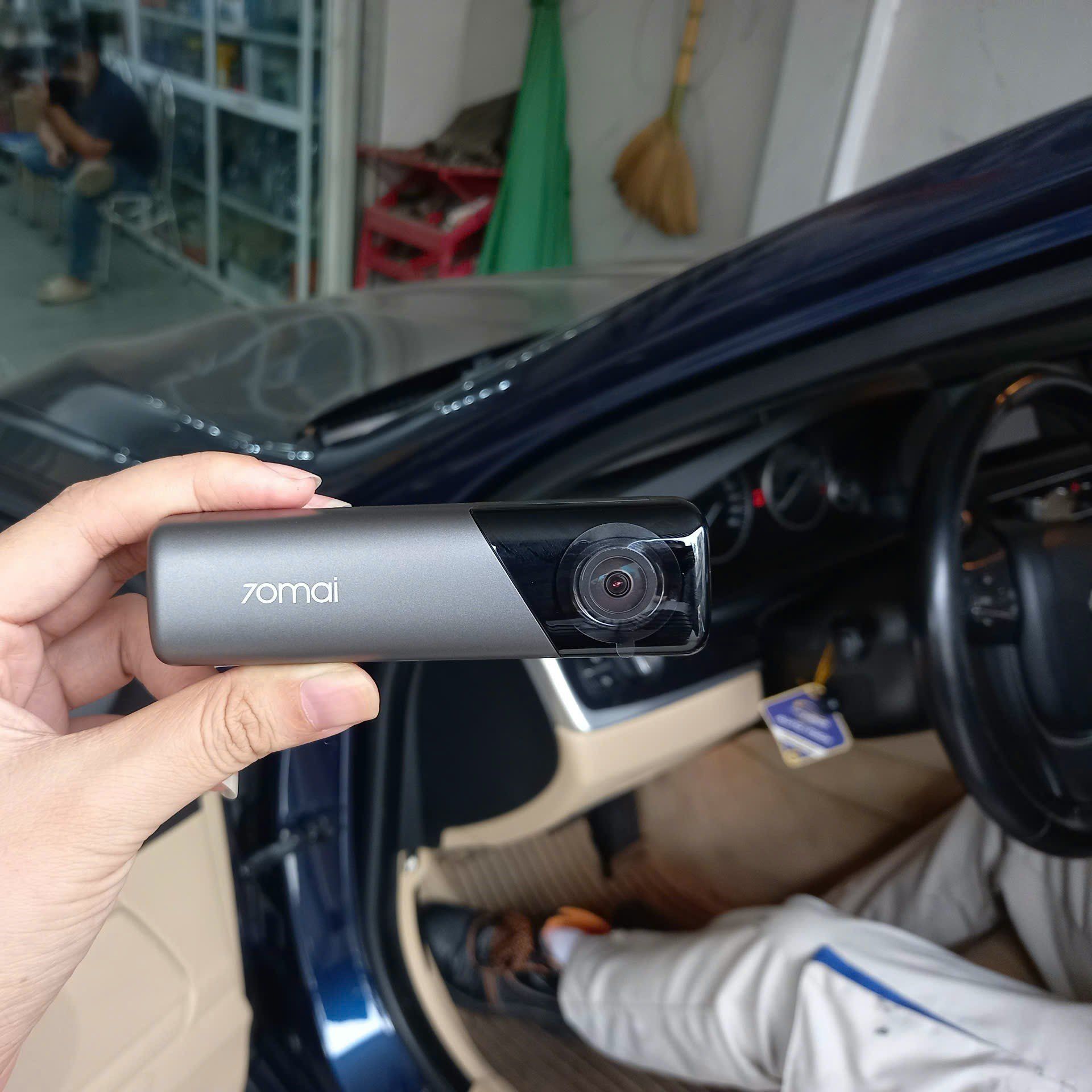 Cam hành trình Xiaomi M500 cho xe BMW