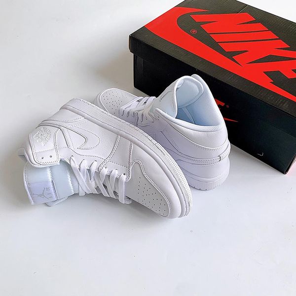  Nike Air Jordan 1 Mid Triple White 