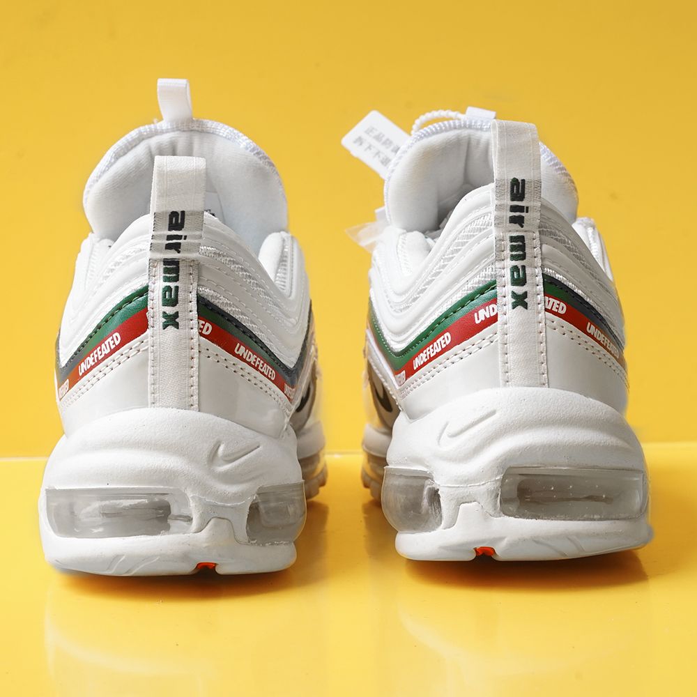 Nike air max 97 undefeated giá sales