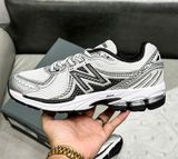  New Balance 860V2 White Silver Black 