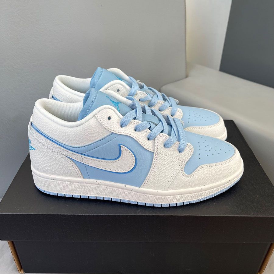  Jordan 1 Low Reverse Ice Blue (Like Auth) 