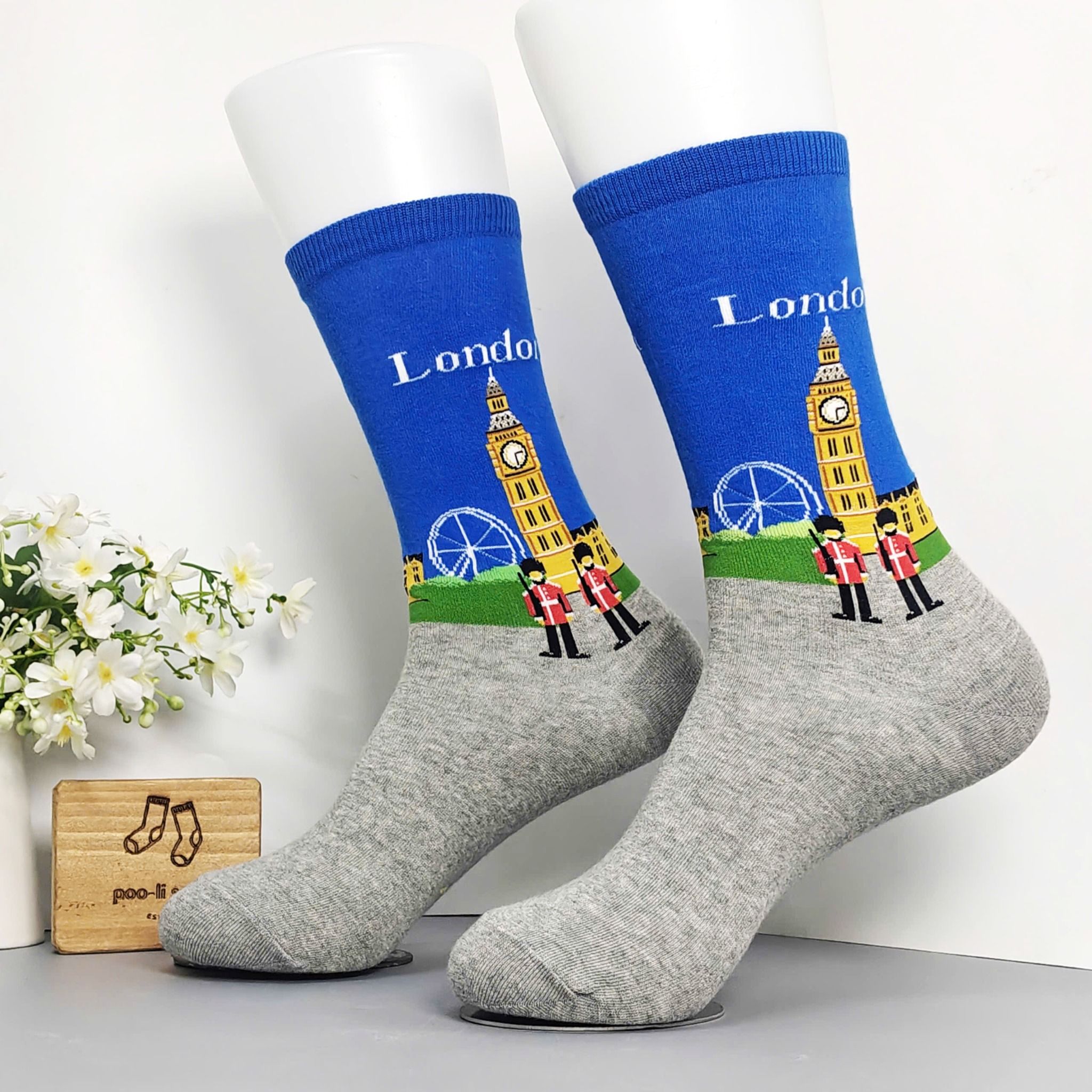 Vớ dài họa tiết thành phố London