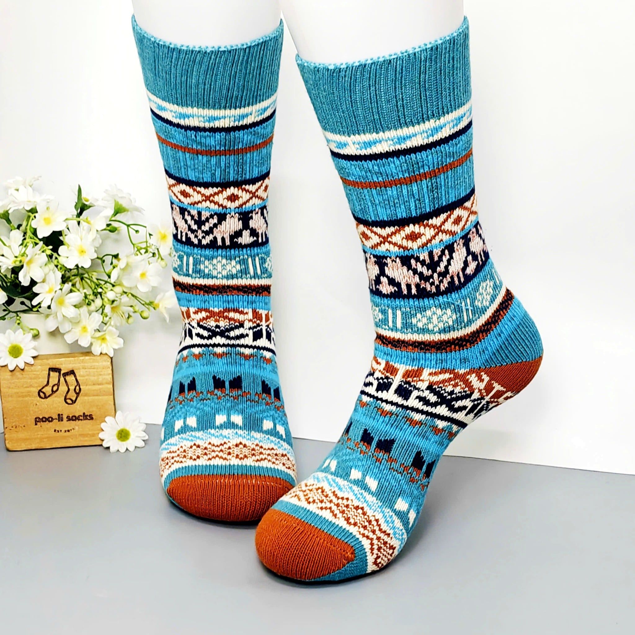 Vớ dài họa tiết thổ cẩm