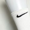 Vớ dài hoạ tiết NIKE trắng