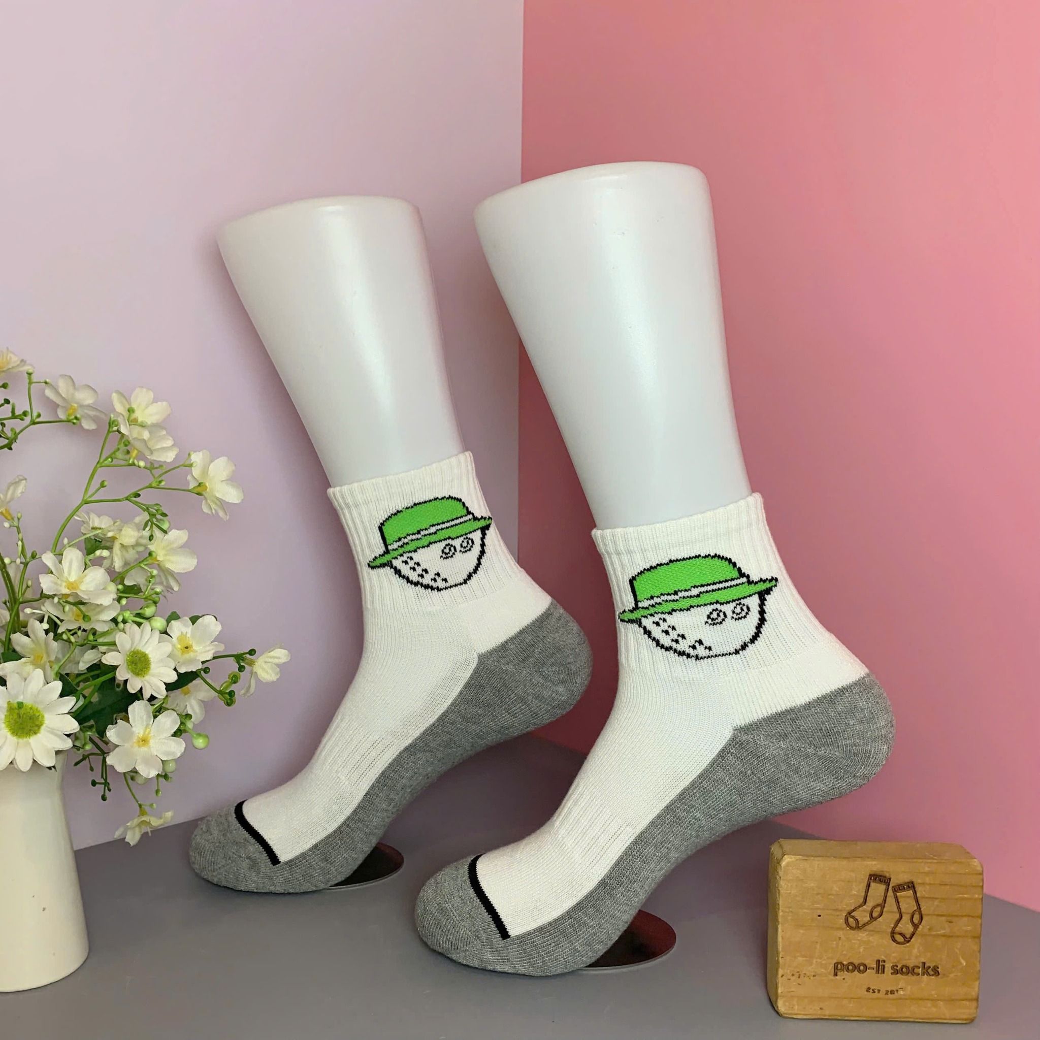 Vớ trung họa tiết banh golf nón xanh lá