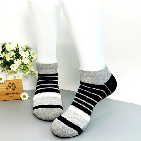 Vớ ngắn họa tiết đen xám trắng