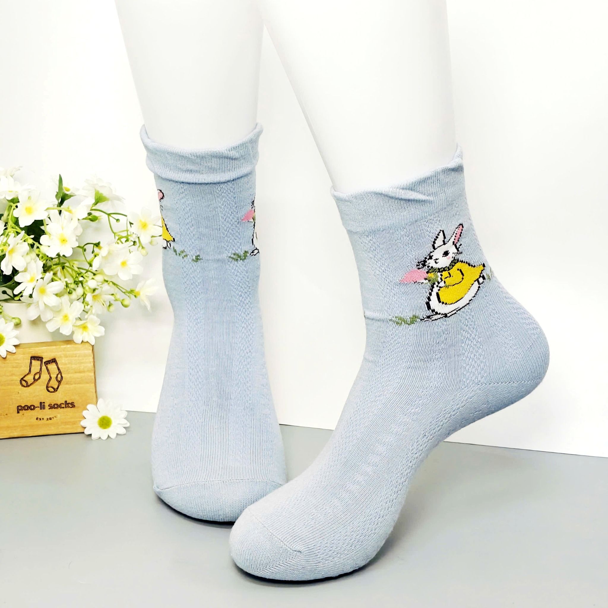 Vớ trung họa tiết thêu