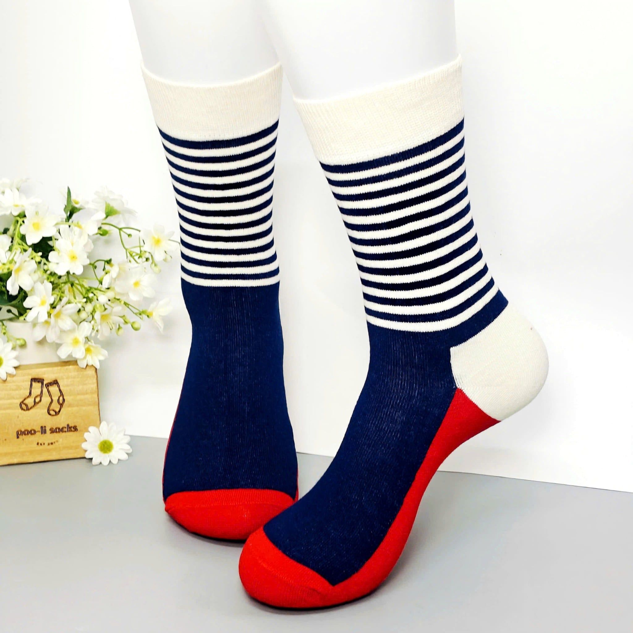 Vớ dài họa tiết sọc nhỏ