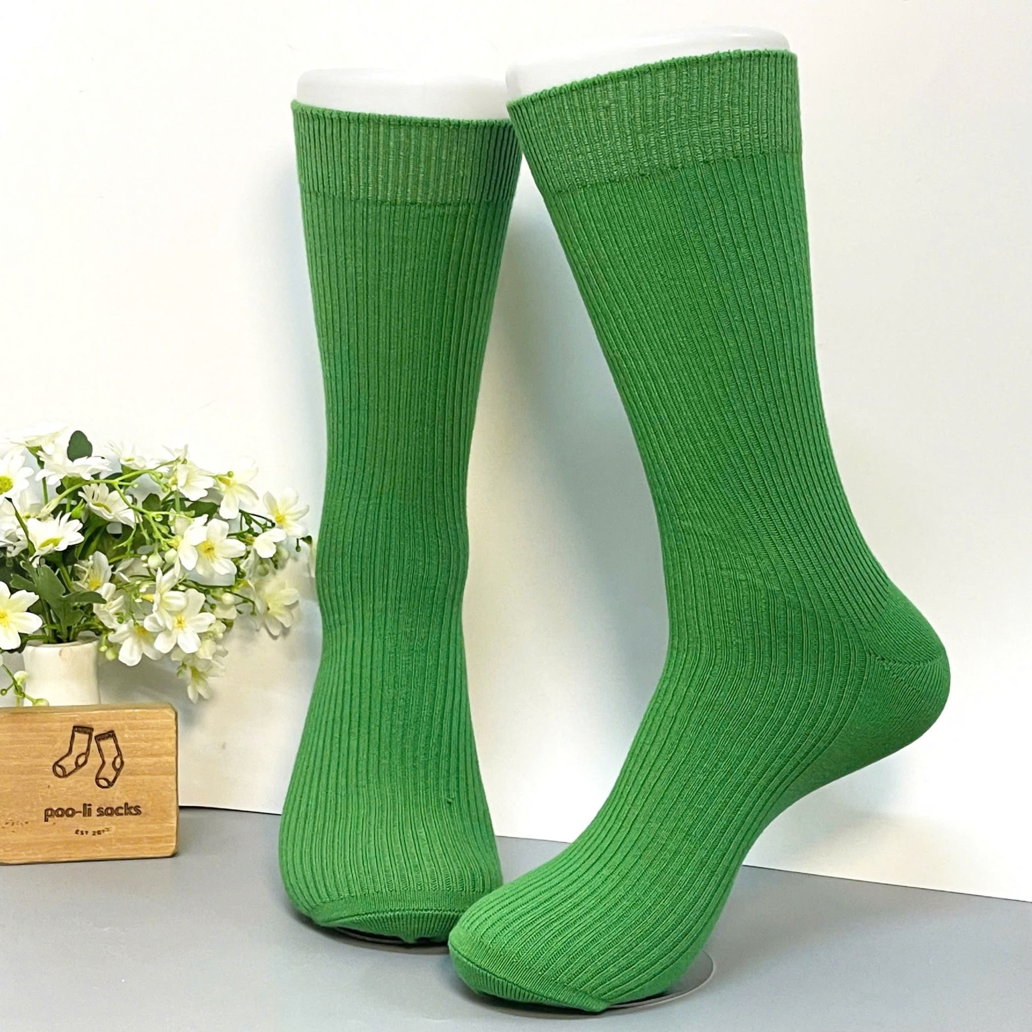 Vớ dài màu trơn xanh lá nhạt
