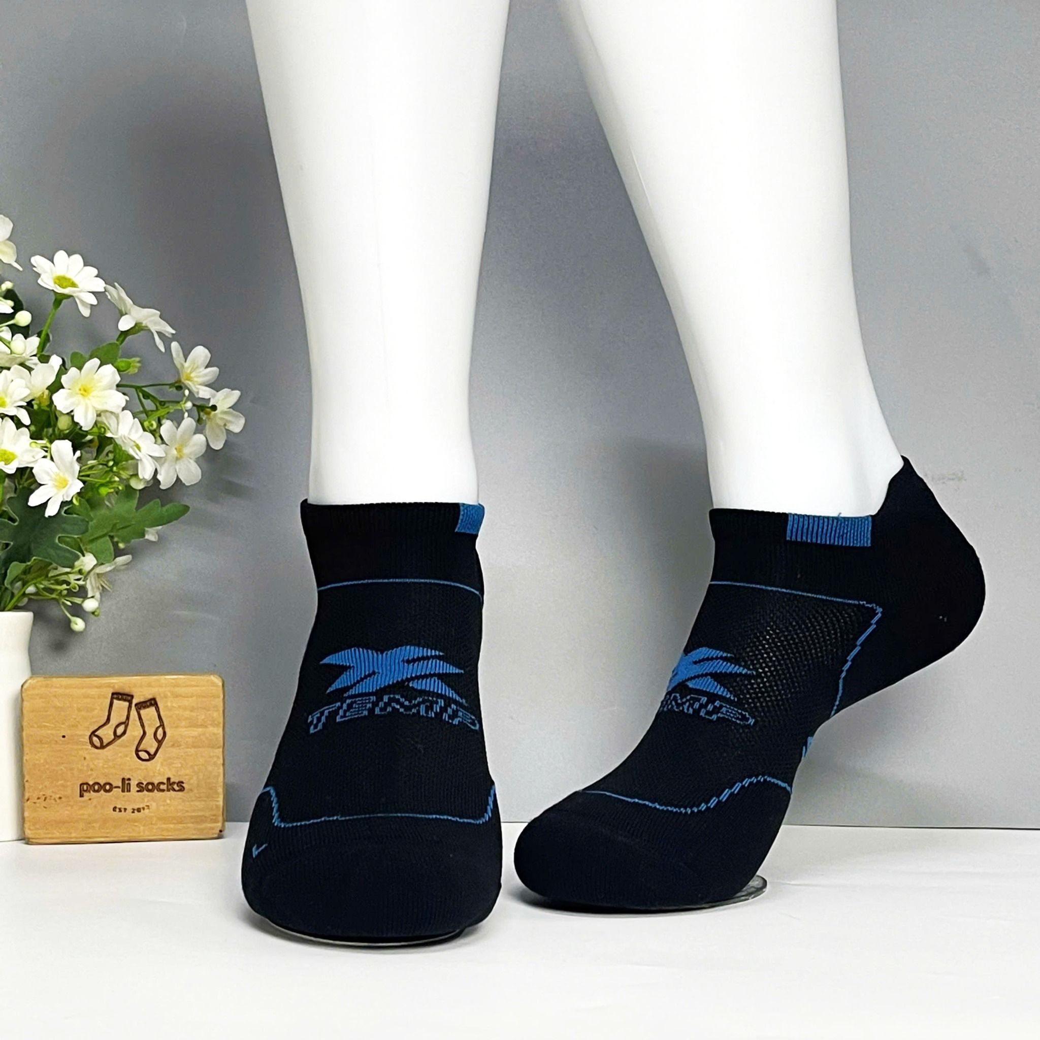 Vớ ngắn thể thao Bond màu đen xanh dương