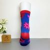 Vớ trung màu xanh cổ đỏ họa tiết hoa