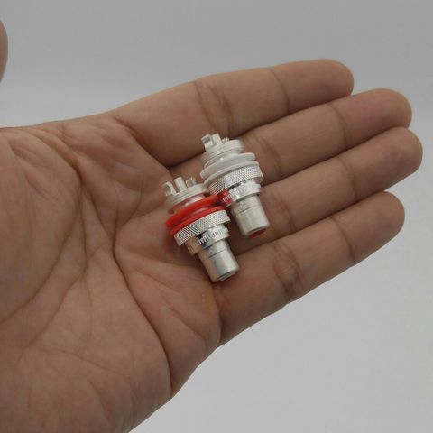  Rắc loa cọc RCA jack RCA mạ bạc CMC-805-2.5AG 