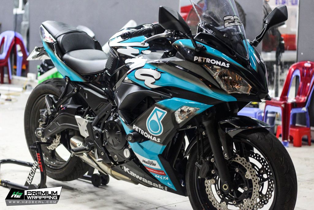 TEM XE NINJA 650 - MẪU 002