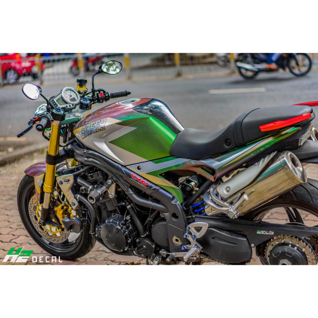 TEM XE STREET TRIPLE R - MẪU 001