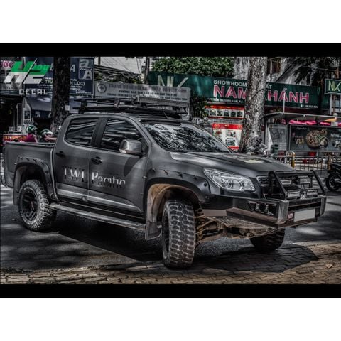 TEM XE CHEVROLET COLORADO - MẪU 002