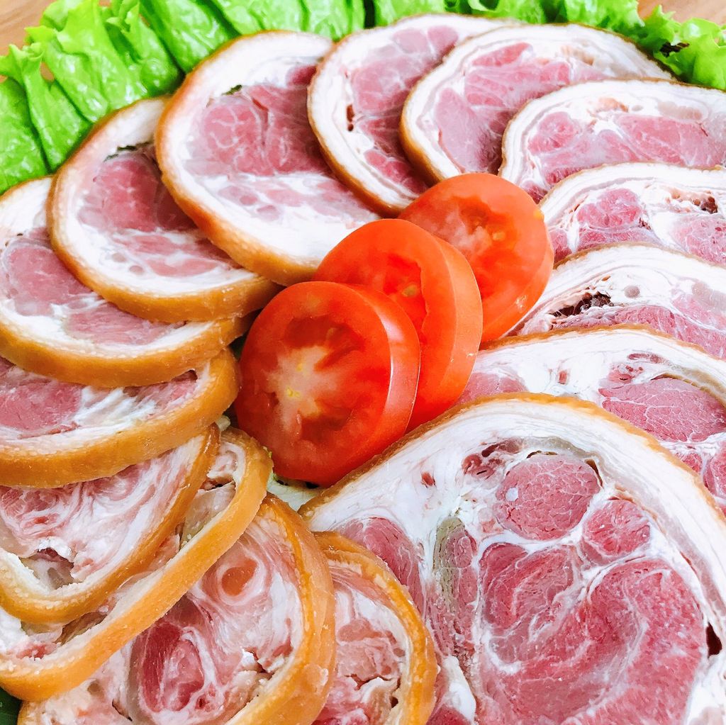  Chân giò hun khói 