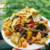 Dưa chua xào tóp mỡ