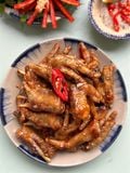 Chân gà nguyên chân chiên mắm - phần 500g