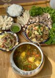 Lẩu Gà Lá É - Nồi nhỏ