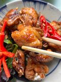 Cánh Gà Nguyên Cánh Chiên Mắm - phần 400g