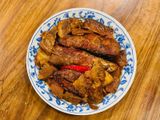 Cá thu kho dứa + thịt ba rọi - hộp 600-700g