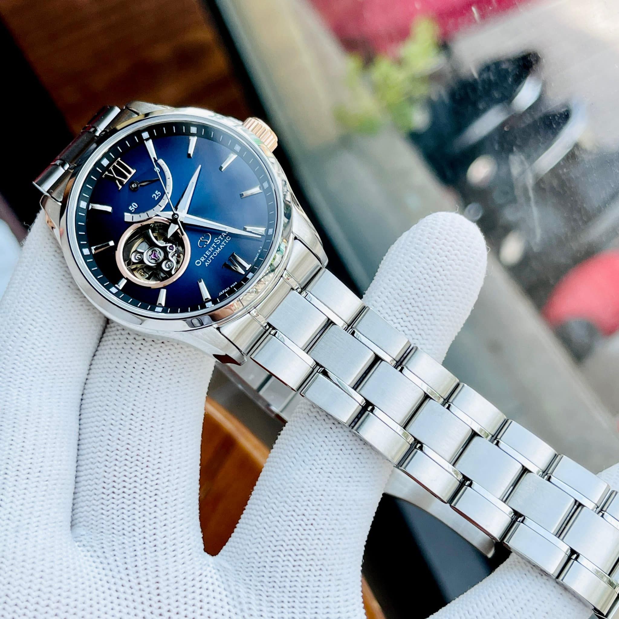 Orient star moving 2025 blue