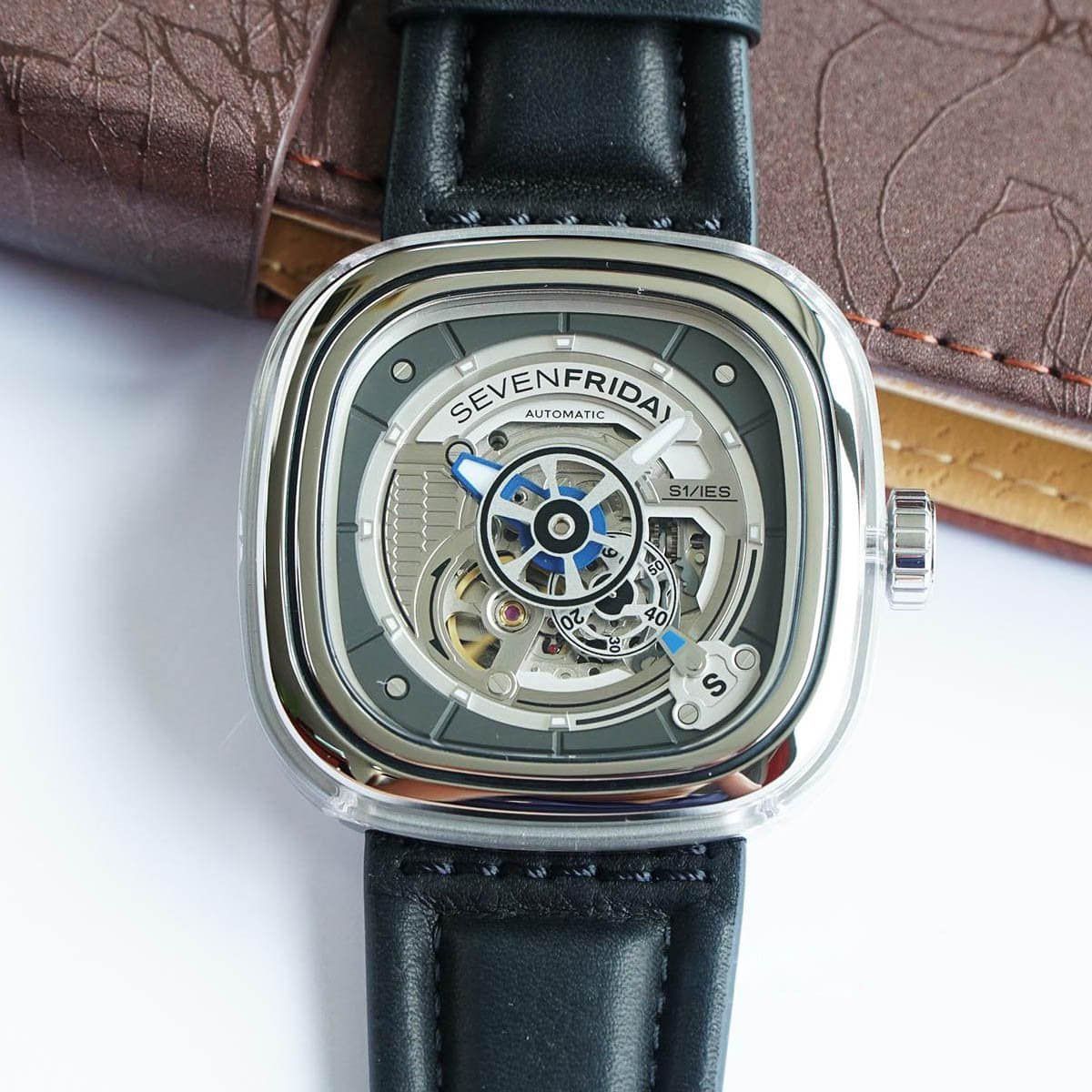 Sevenfriday s101 hotsell