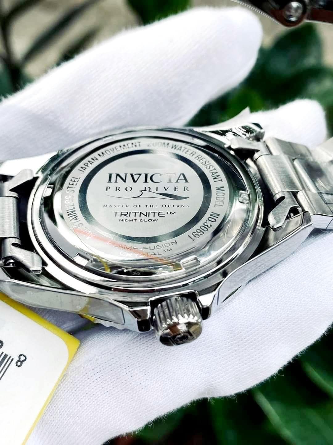 Invicta Quartz Pro Diver 30691 40mm ng H Nam Ch nh H ng Gi