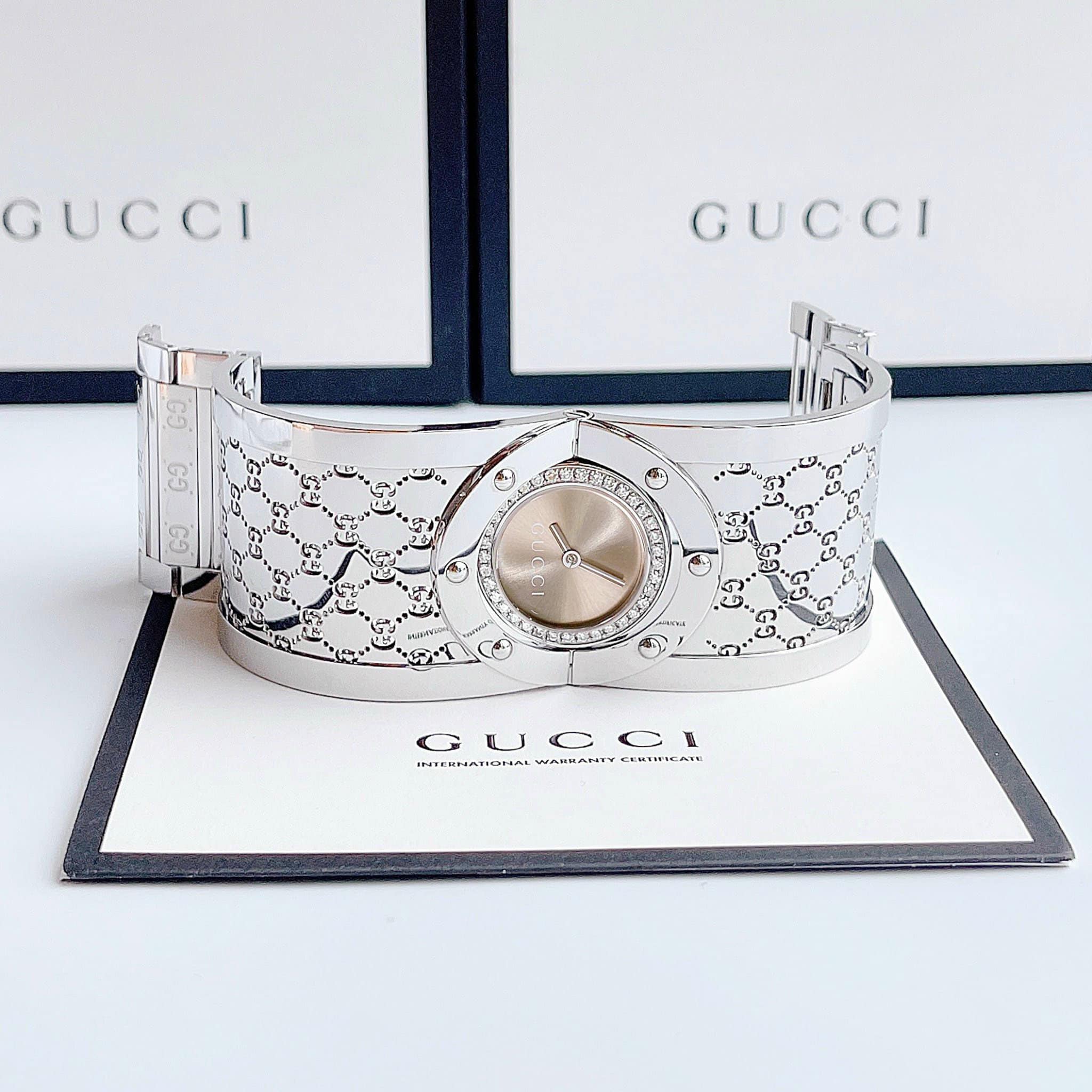 Gucci Twirl 112 YA112415 Bangle Diamond - Đồng Hồ Nữ – PhongWatch