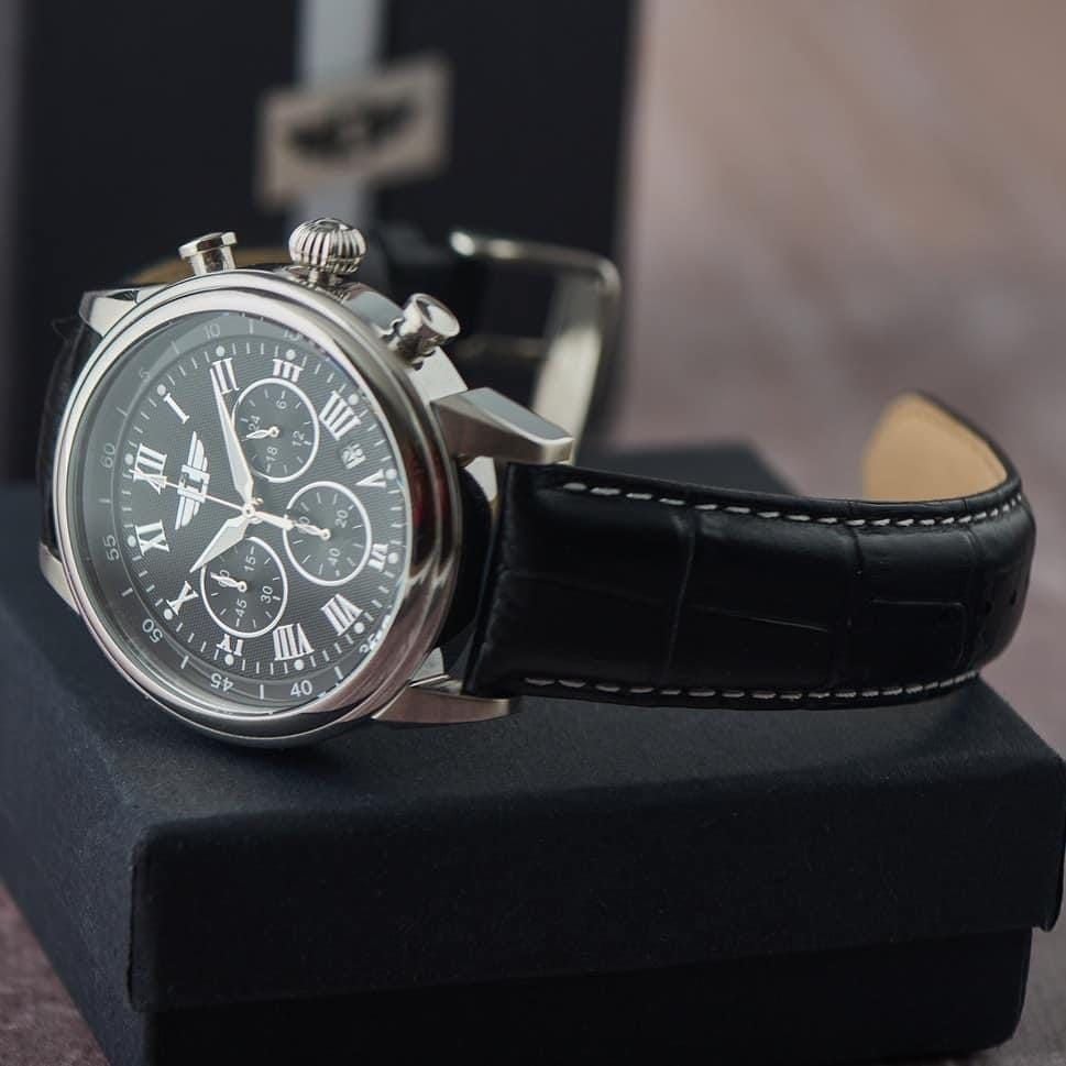 Invicta 90242 deals