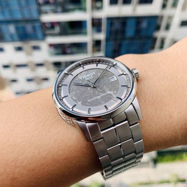 Tissot Luxury Anthracite T086.407.11.061.10 T0864071106110 – PhongWatch