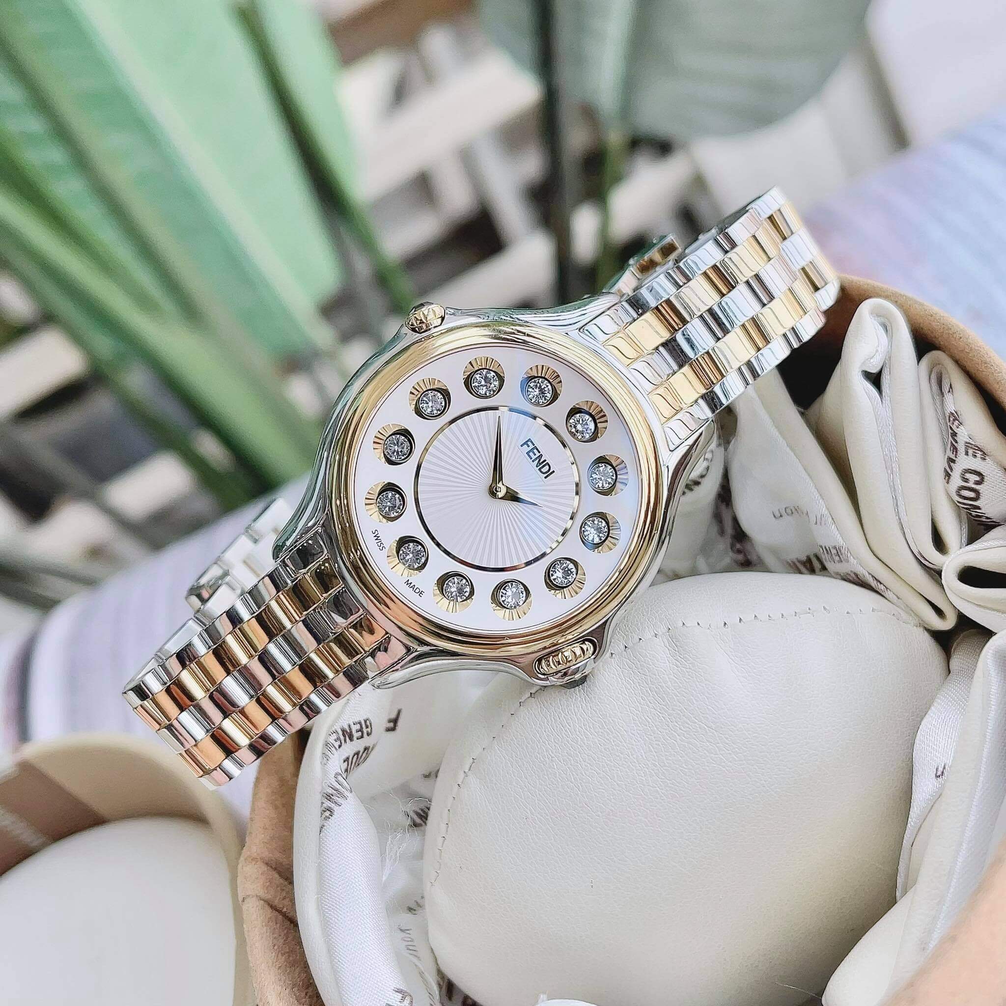 Fendi hotsell crazy carats